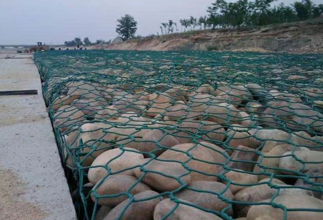 ������g���B�̞Iʯ�\�|